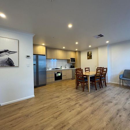 ולינגטו No Party Allowed, Entire Brand New 3 Bedroom Townhouse, Free Unlimited Fibre Wifi And Free Parking מראה חיצוני תמונה