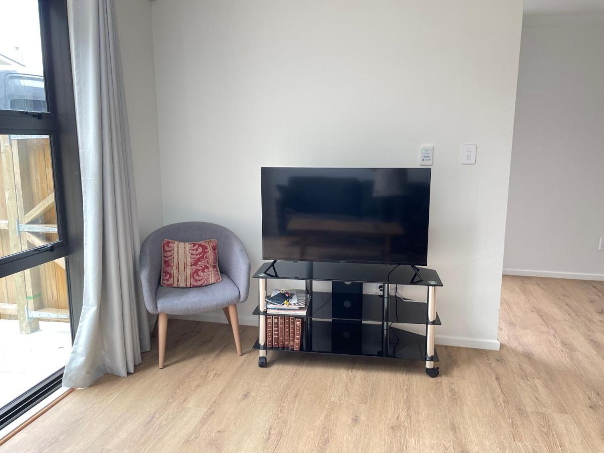 ולינגטו No Party Allowed, Entire Brand New 3 Bedroom Townhouse, Free Unlimited Fibre Wifi And Free Parking מראה חיצוני תמונה