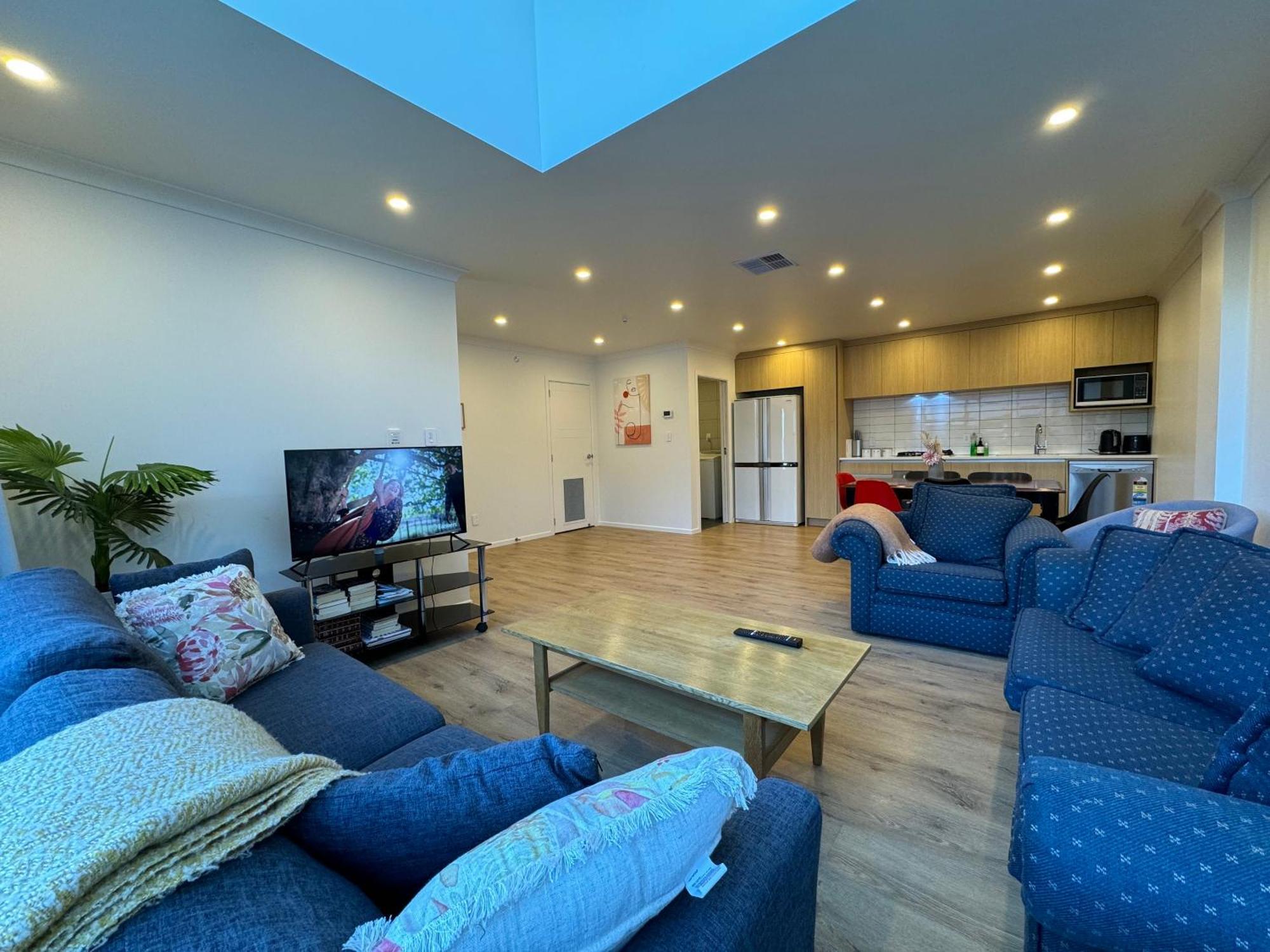 ולינגטו No Party Allowed, Entire Brand New 3 Bedroom Townhouse, Free Unlimited Fibre Wifi And Free Parking מראה חיצוני תמונה