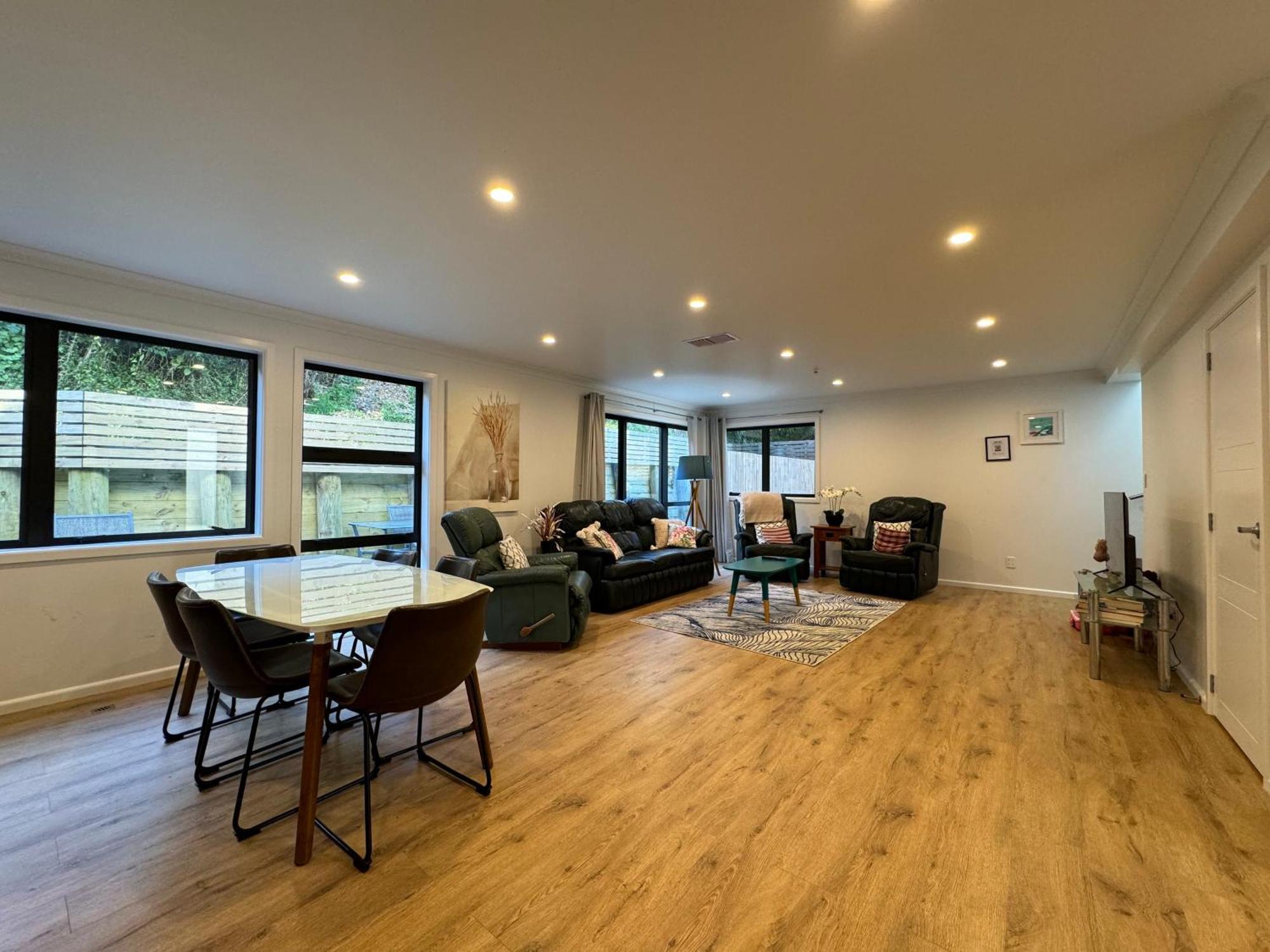 ולינגטו No Party Allowed, Entire Brand New 3 Bedroom Townhouse, Free Unlimited Fibre Wifi And Free Parking מראה חיצוני תמונה