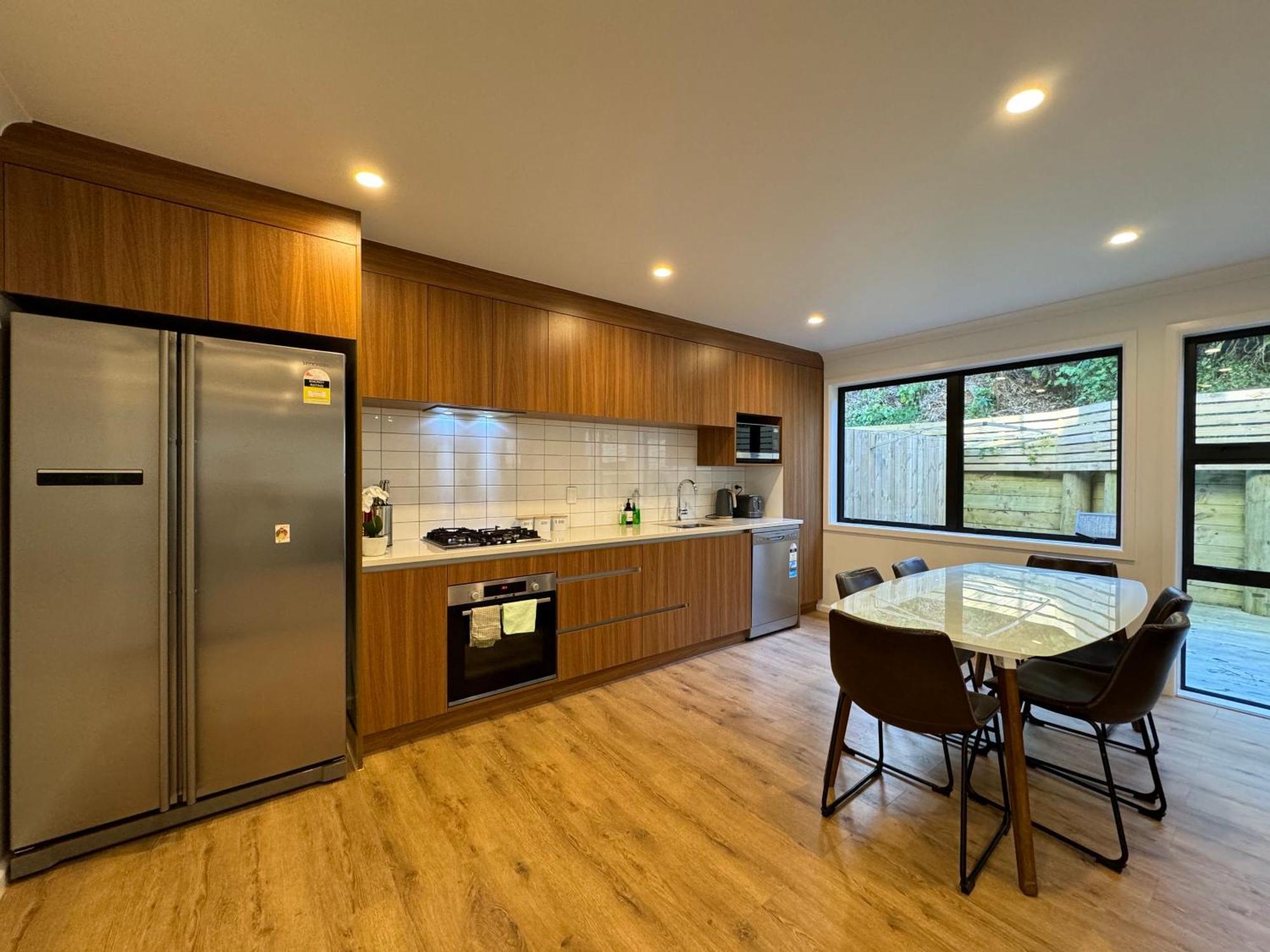 ולינגטו No Party Allowed, Entire Brand New 3 Bedroom Townhouse, Free Unlimited Fibre Wifi And Free Parking מראה חיצוני תמונה