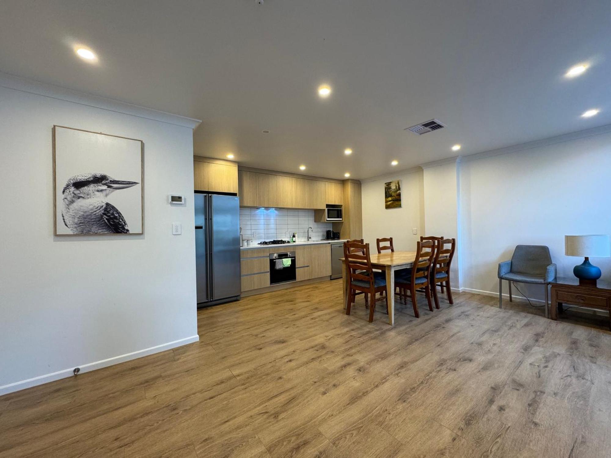 ולינגטו No Party Allowed, Entire Brand New 3 Bedroom Townhouse, Free Unlimited Fibre Wifi And Free Parking מראה חיצוני תמונה